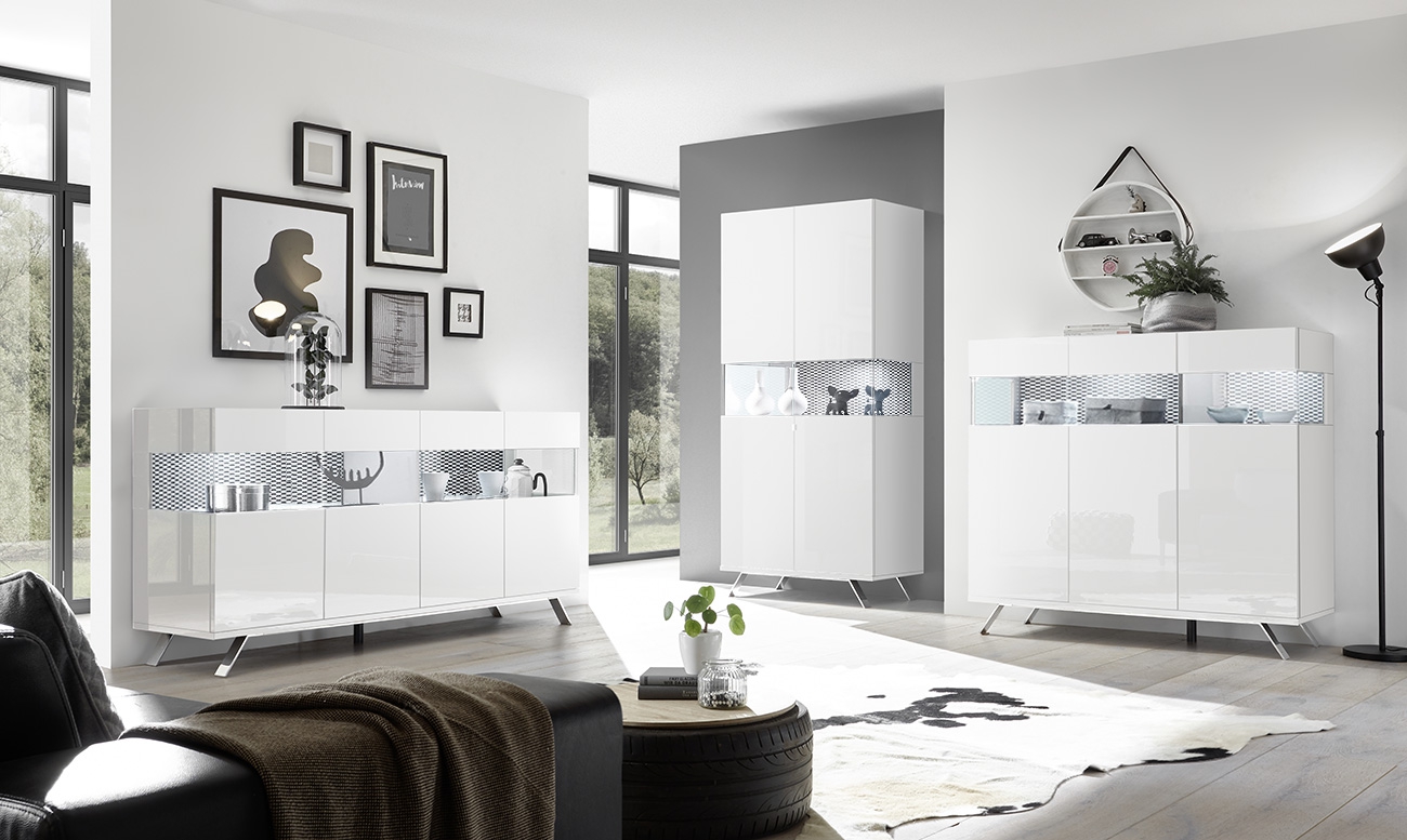 Sala completa moderna, bianca lucida, piedino in ferro