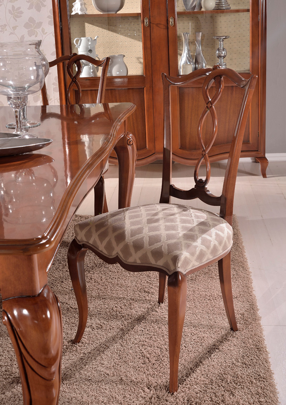 Sedia Tappezzata Finitura Elitè