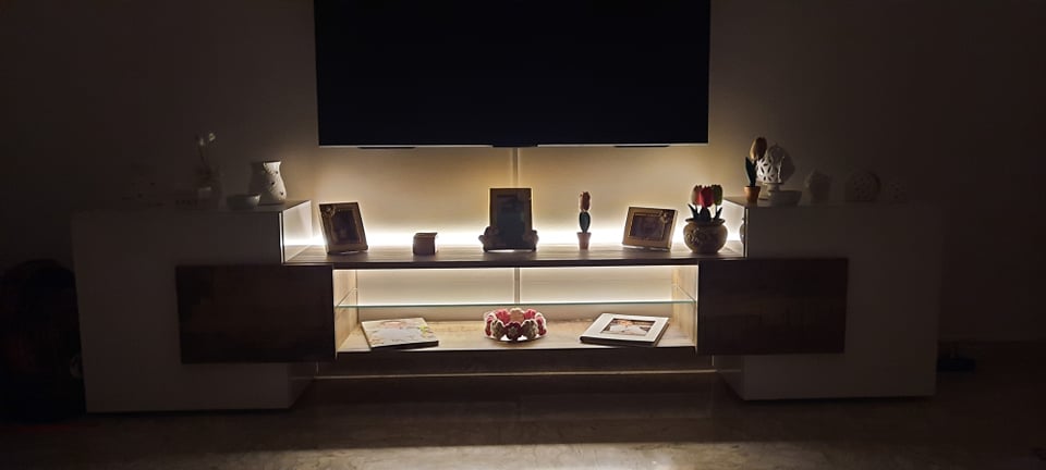 Porta TV con mensola in Bianco Lucido e Pero