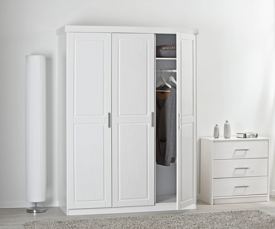 Armadio a 3 ante battenti in finitura bianco 