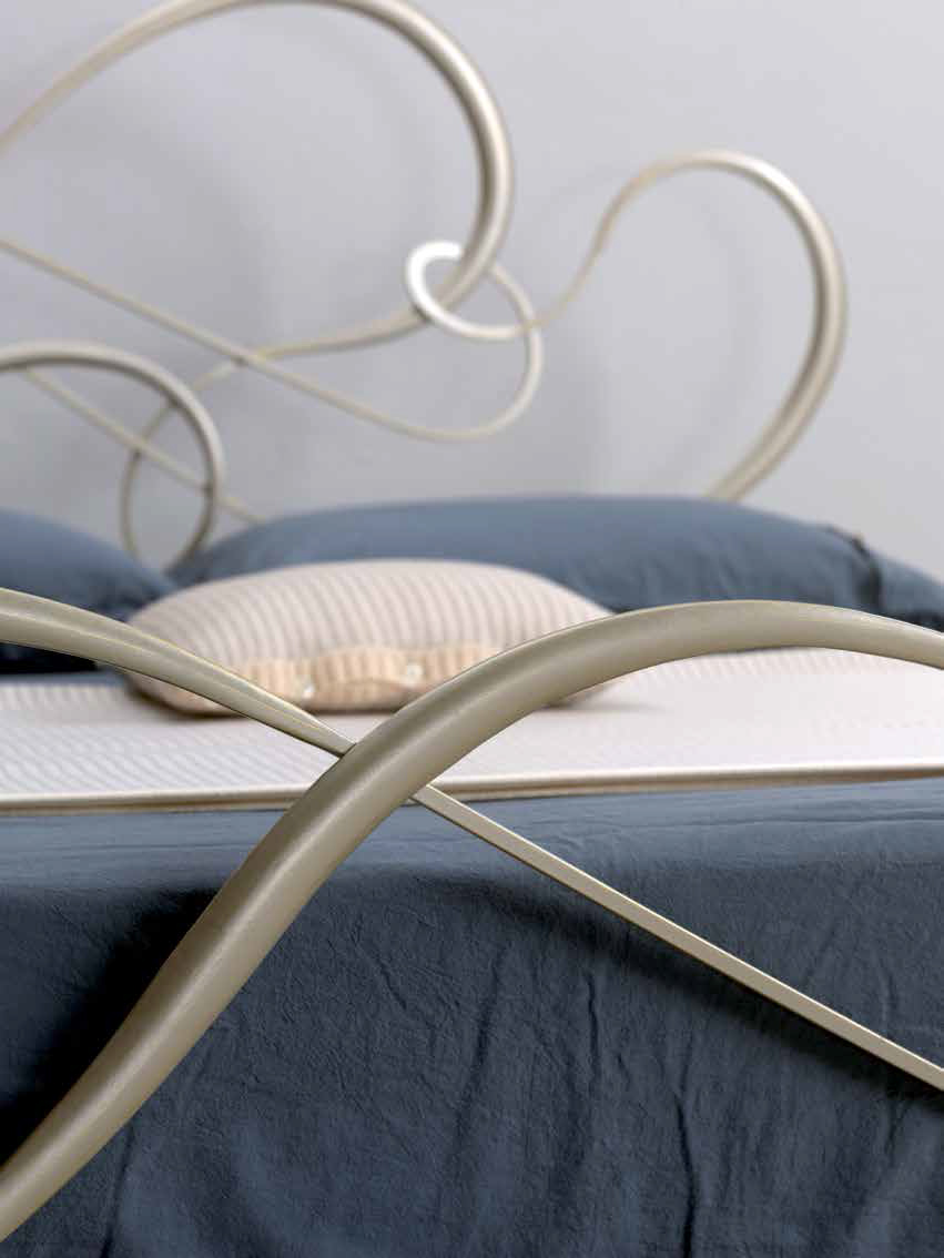 Letto in ferro battuto  Salieri, colore champagne, made in Italy