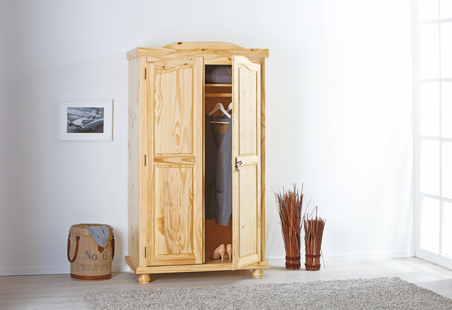 Armadio in legno pino massello  con 2 ante 104x180