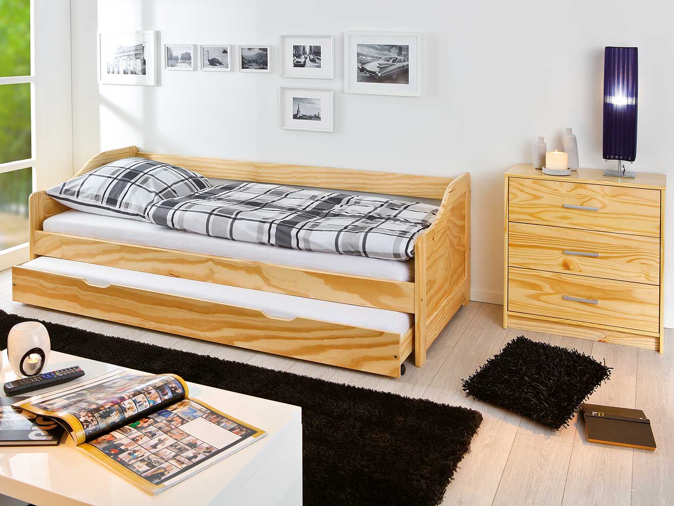 Divano letto con secondo letto ad estrazione in legno naturale