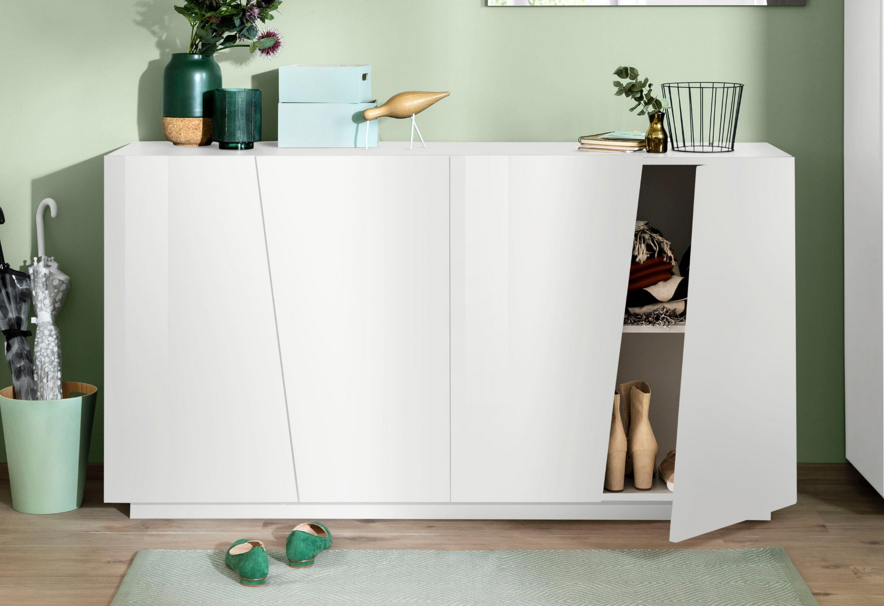 Credenza con ante asimmetriche di piccole dimensioni, Bianco lucido