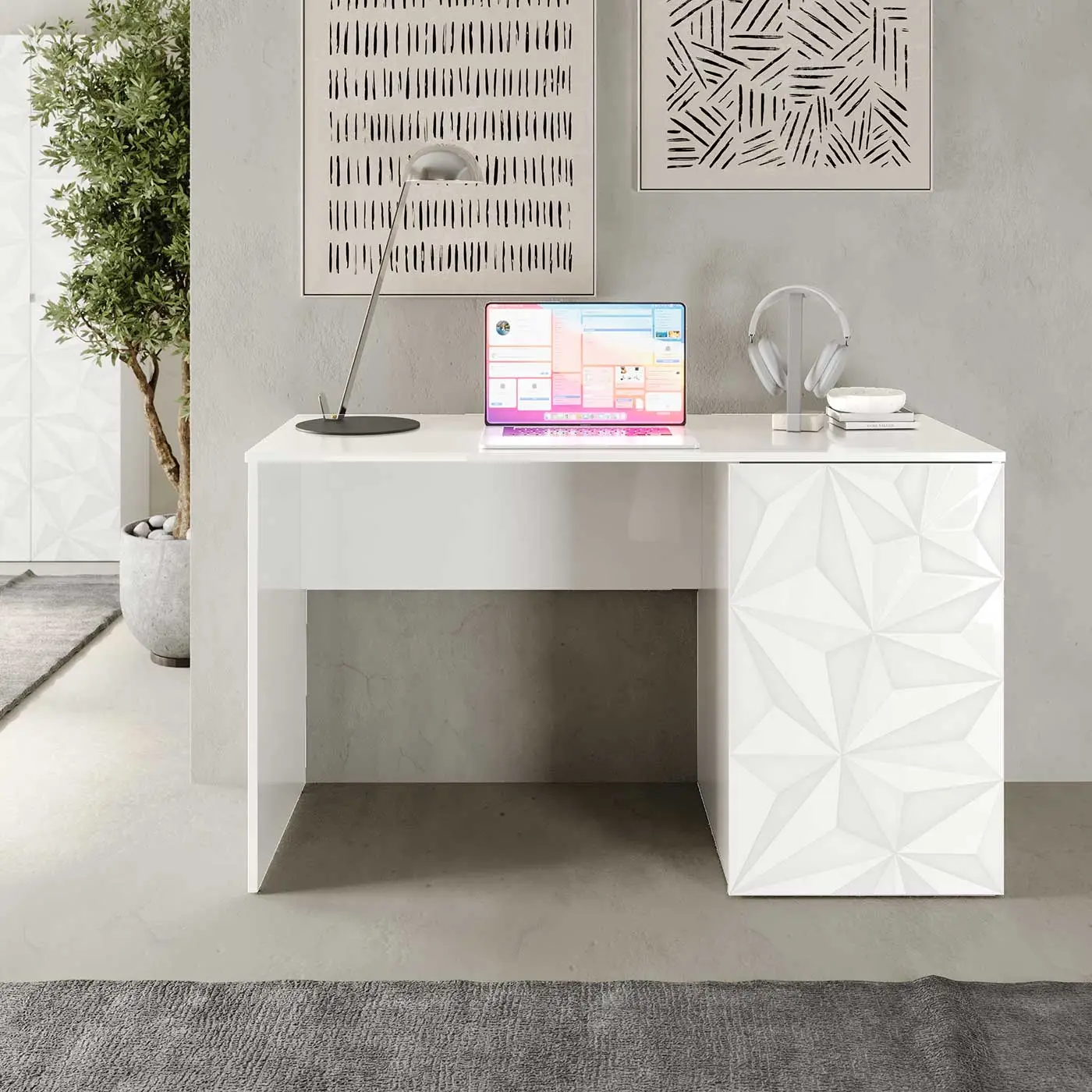 ufficio molto conveniente