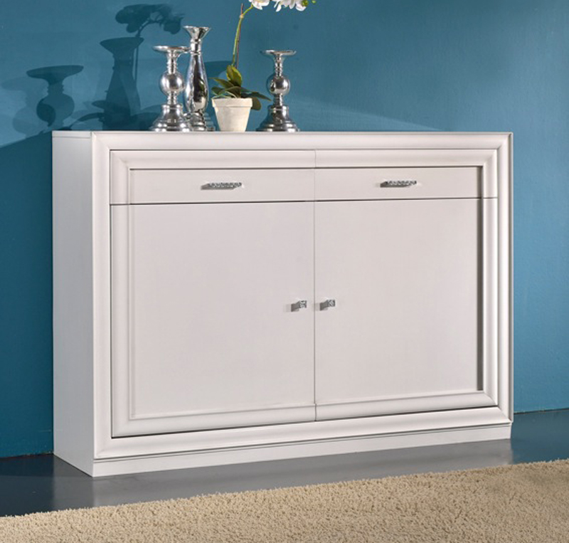 Credenza in legno finitura bianco patinato, con 2 porte e 2 cassetti 150x110