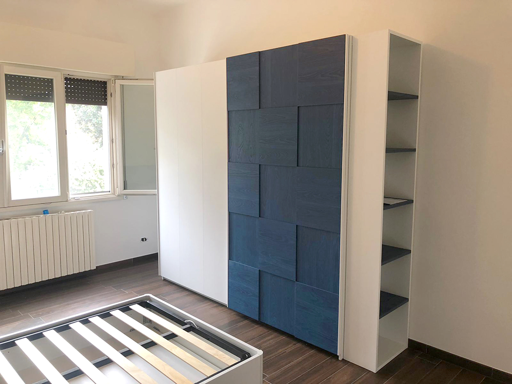 ACQUISTA ANCHE TU Armadio scorrevole bianco opaco e blu moderno a 2 ante battenti