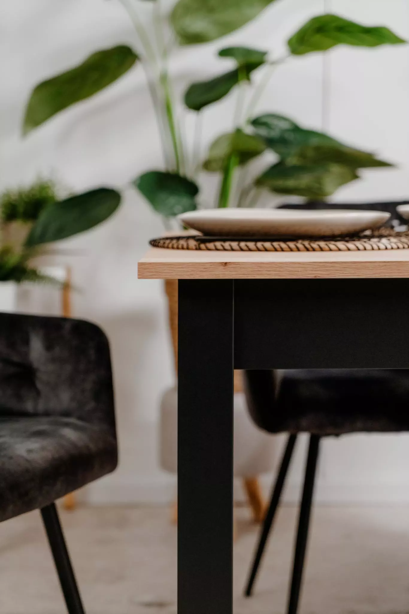 Tavolo nuovo 140 x 80