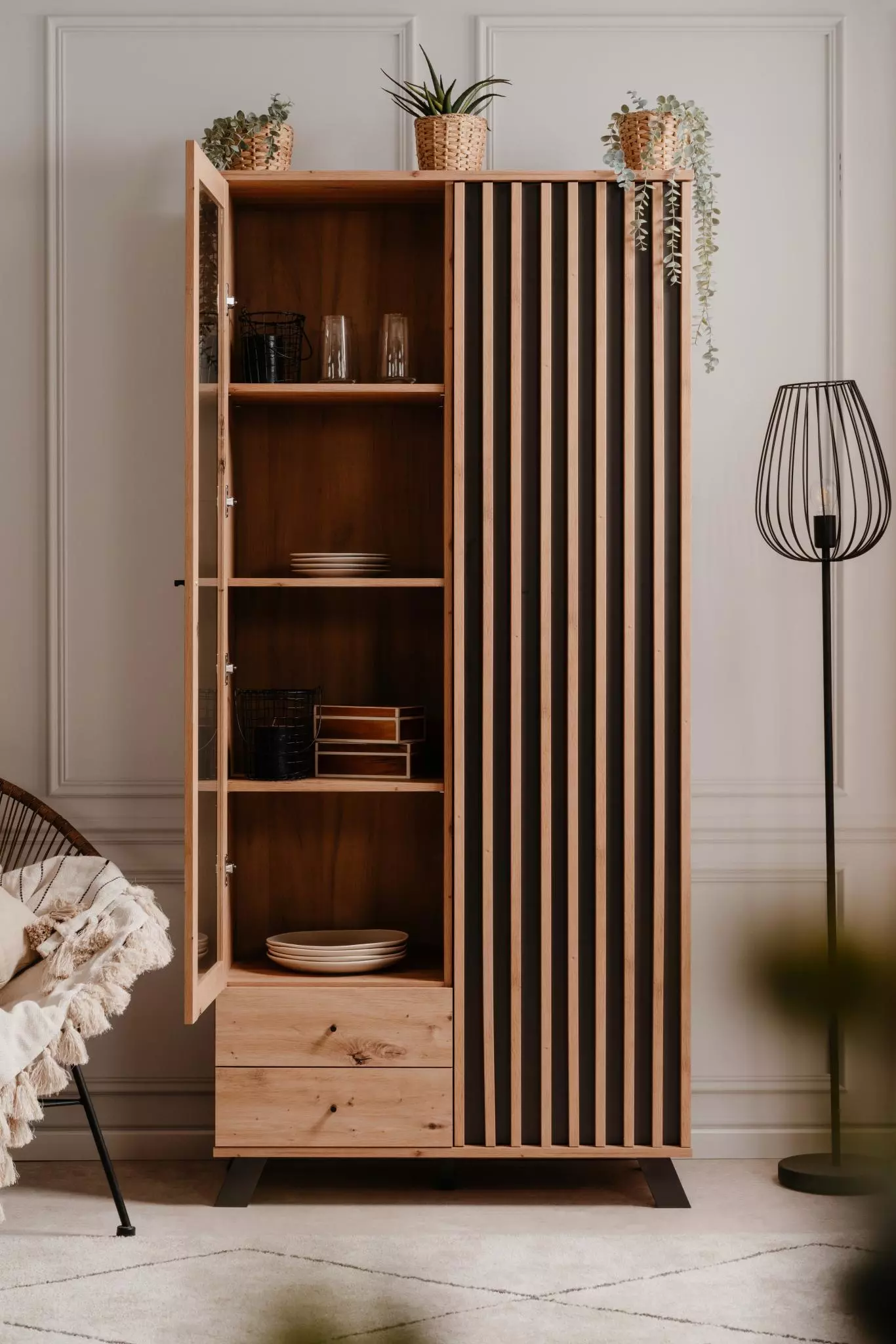 Offerta Vetrina stile nordico, finitura Rovere Oak e Antracite 