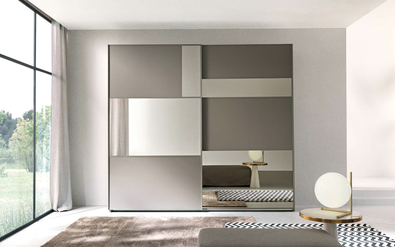 Armadio scorrevole Grigio londra con inserti specchio Fumè