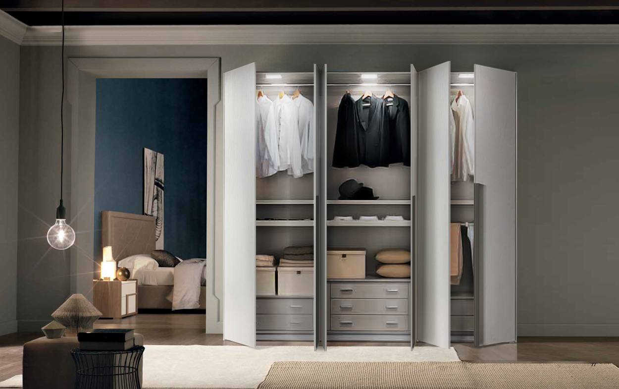 Armadio battente scontato a 6 ante, Noce bianco