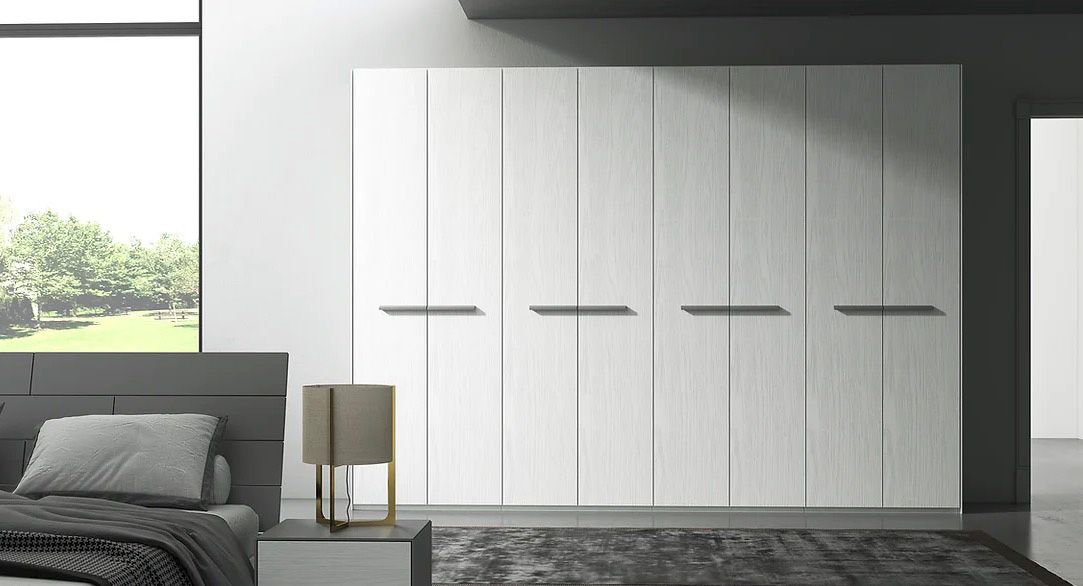 Armadio Merlo 8 ante battenti, Made in Italy