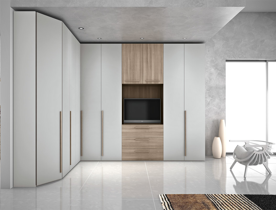 Armadio ad angolo con vano tv, 10 ante battenti in finitura Frassinato Bianco e Olmo