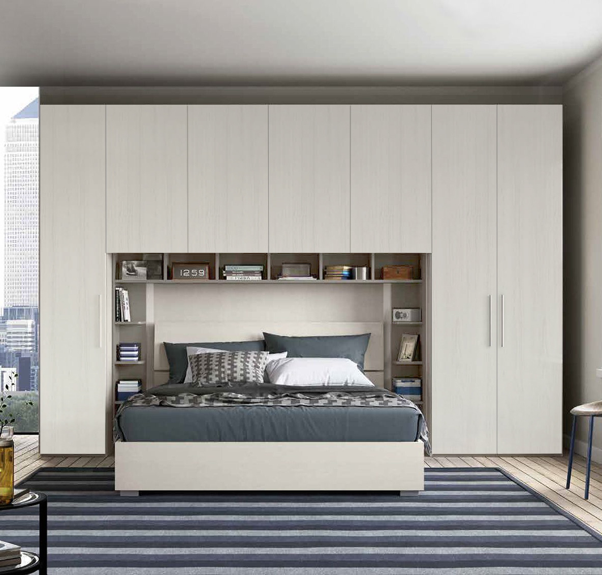 Armadio a ponte reversibile con 7 ante battenti, finitura bianco altea