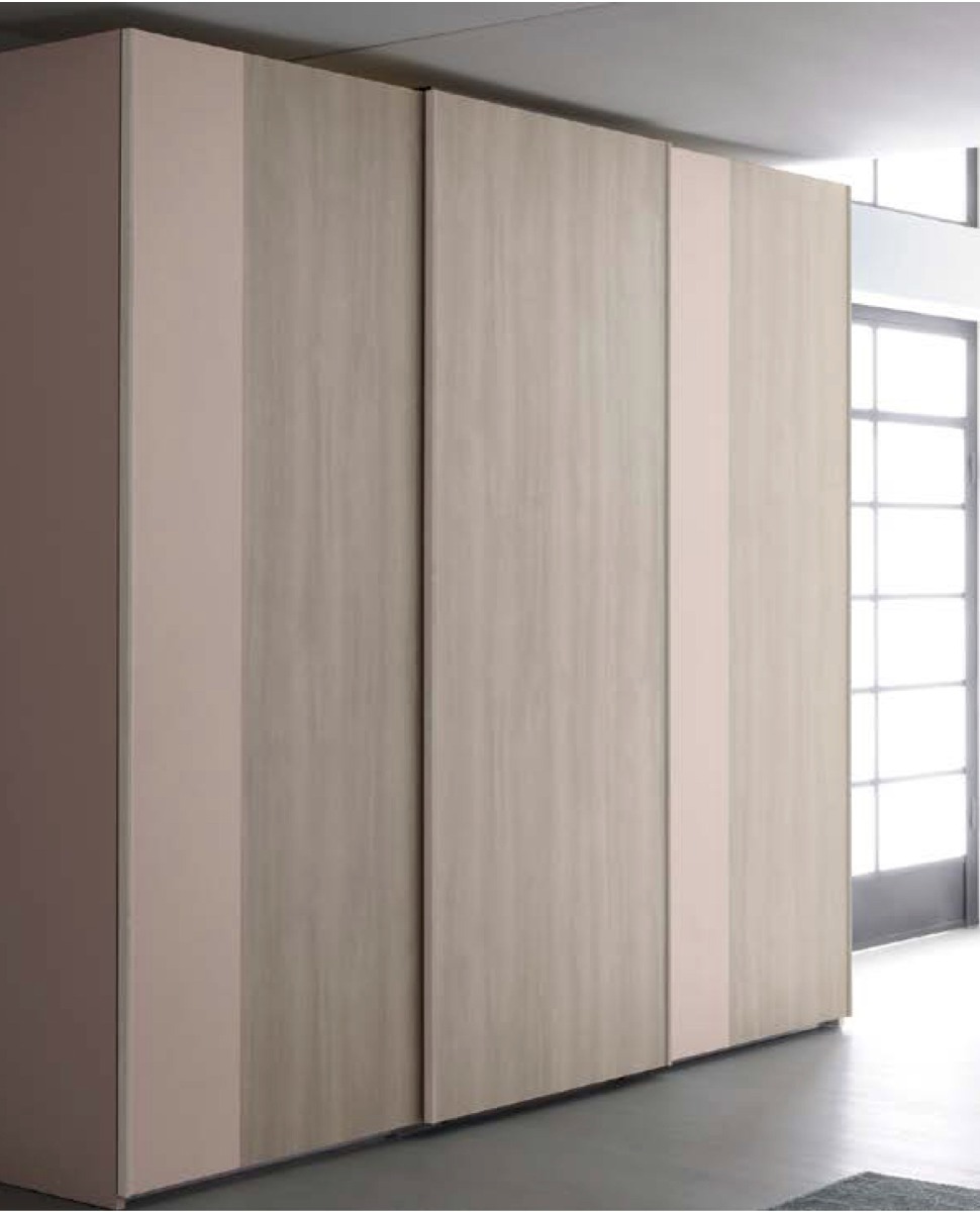 Armadio 3 ante scorrevoli, finitura Ciliegio bianco e Cipria