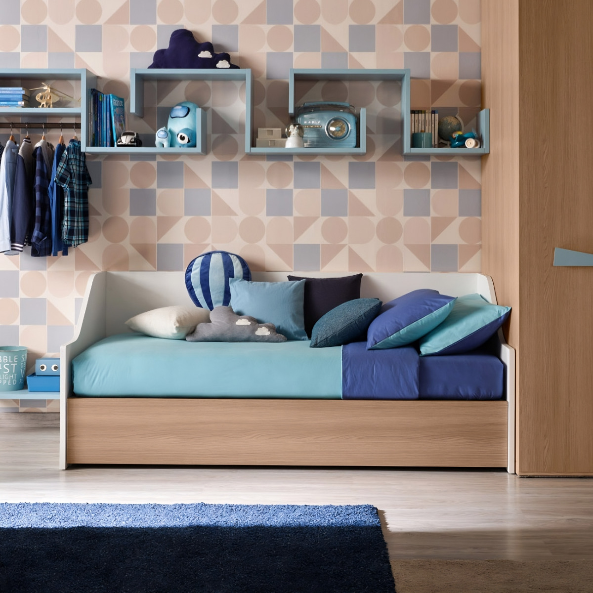 divano letto bianco luce