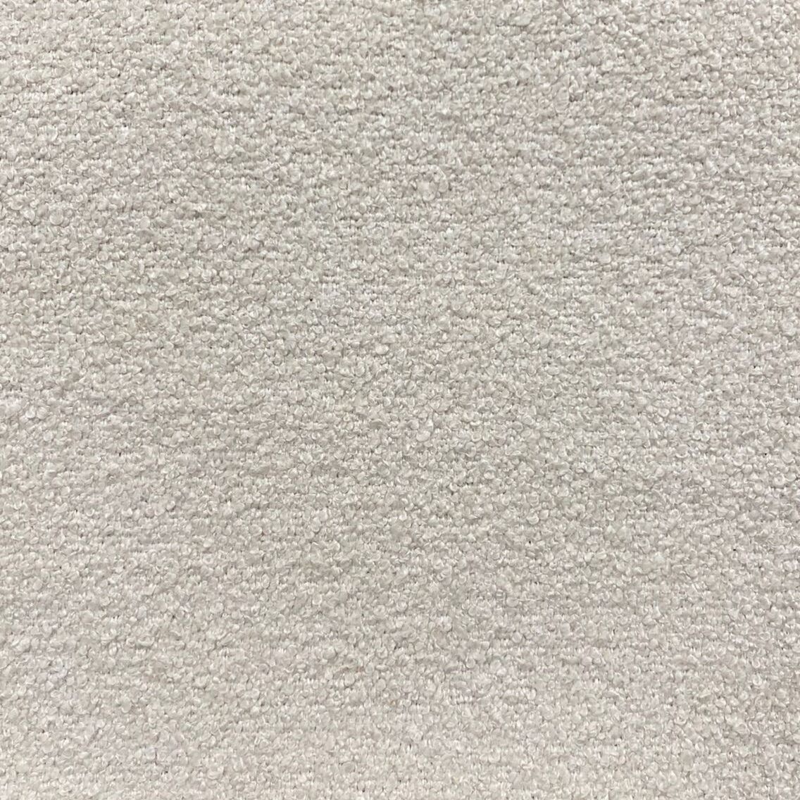 Camera matrimoniale con letto imbottito, armadio e comodini