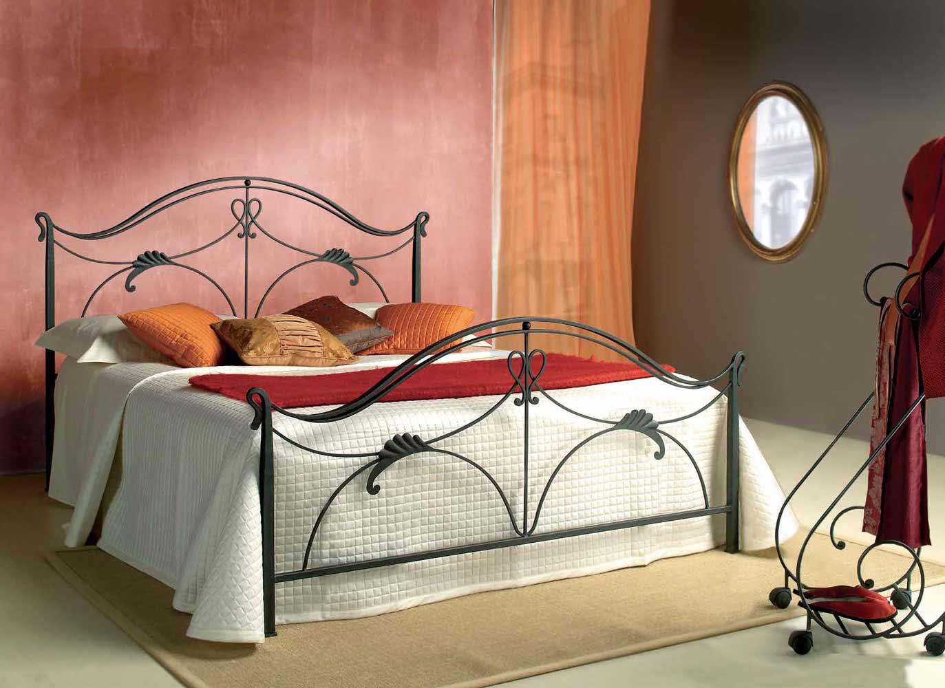 Letto in ferro battuto Donizetti, color grafite, made in Italy