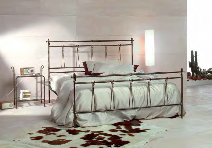 Letto in ferro battuto Stravinsky, color grafite, made in Italy