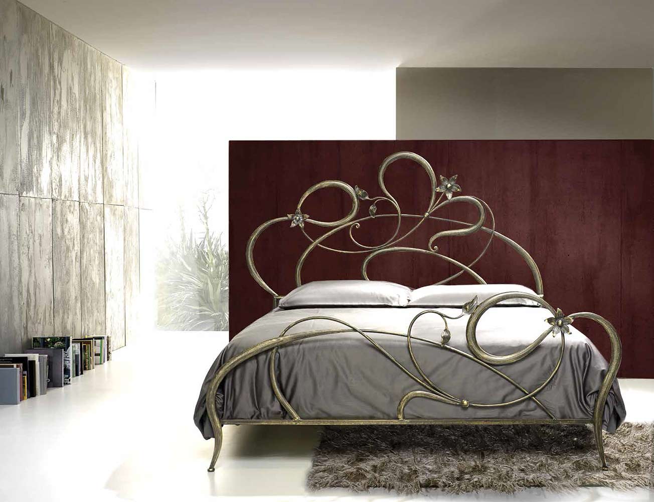 Letto in ferro battuto  Chopin, color marrone anticato oro, made in Italy
