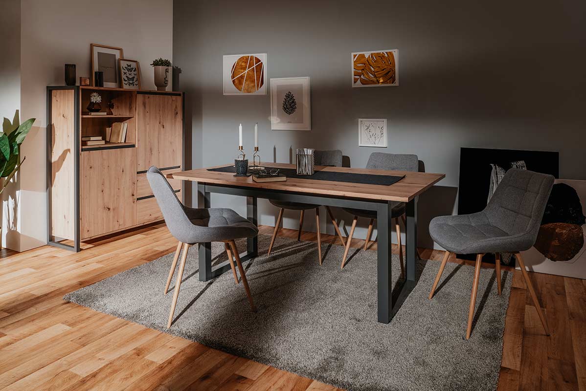 Tavolo Industry allungabile in finitura Rovere nodato con struttura in antracite