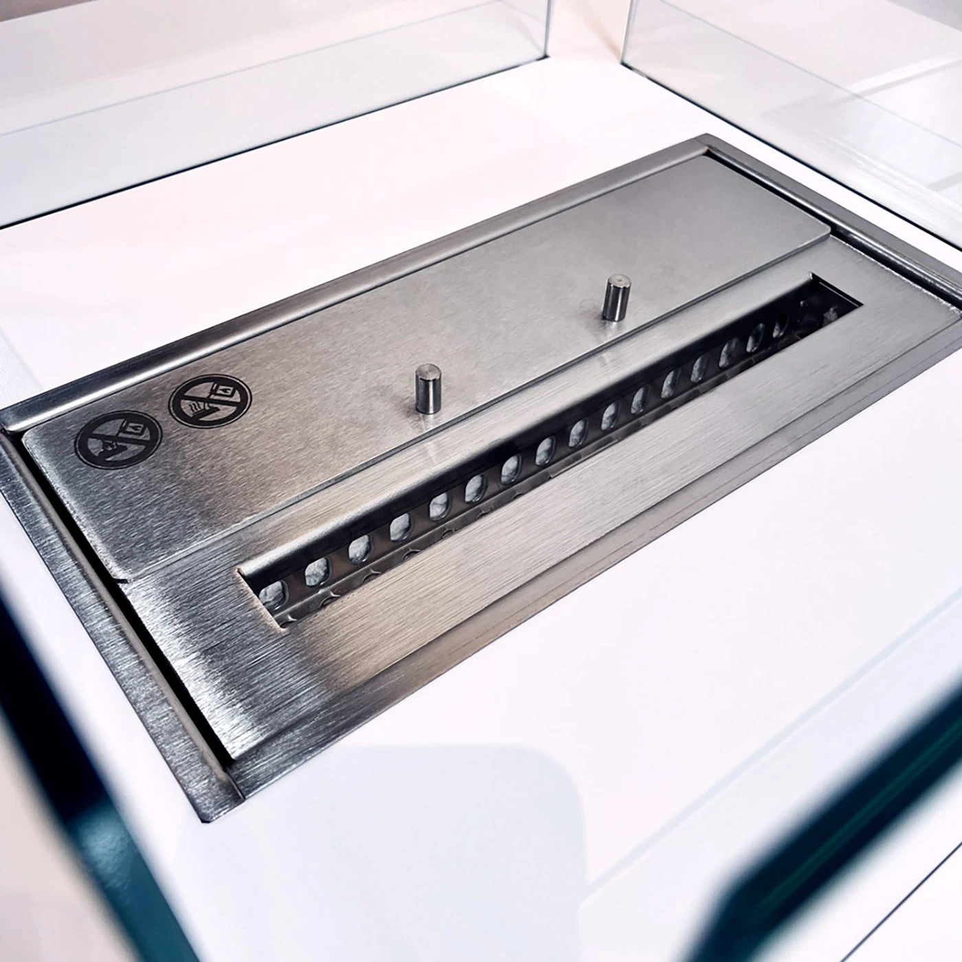 Camino a bioetanolo per interno, Bianco, 70x70x35 h cm Zenzero Shop