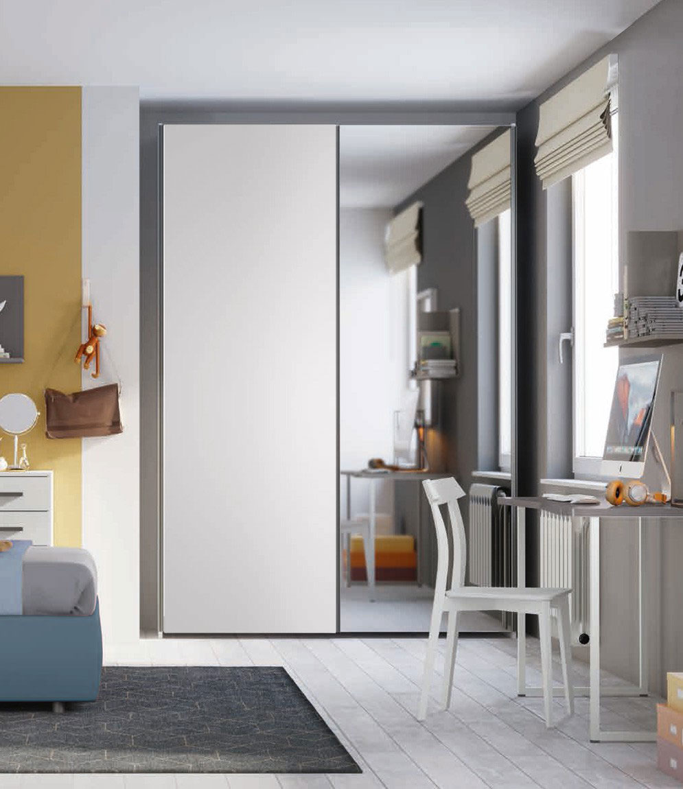 Armadio 2 ante scorrevoli con specchio H.257.3 L.178, finitura Bianco Opaco