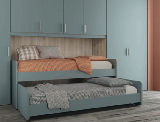 Armadio a ponte con 7 ante battenti in finitura Cadaques