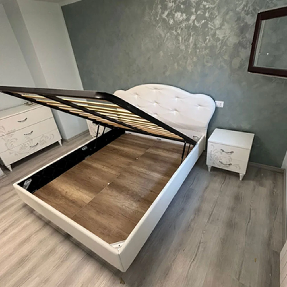 Camera da letto serigrafata con specchi, in finitura Bianco 