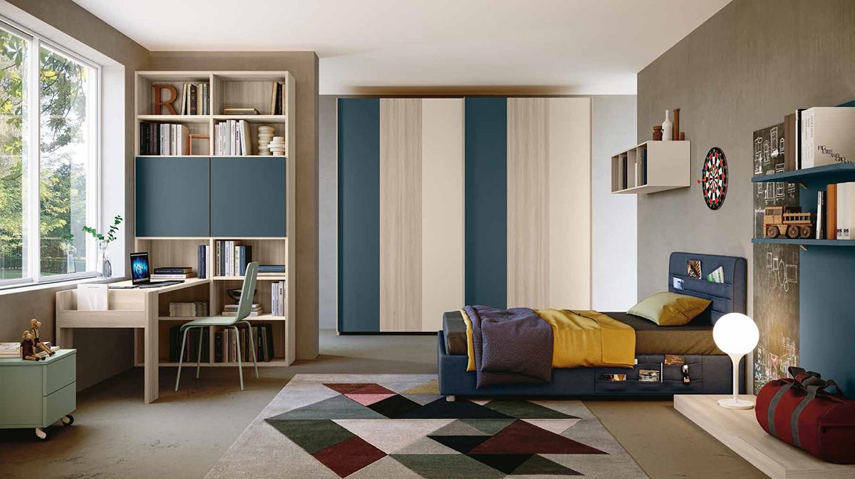 Zona studio moderna con libreria e scrivania finitura Petrolio, Orzo e Olmo 