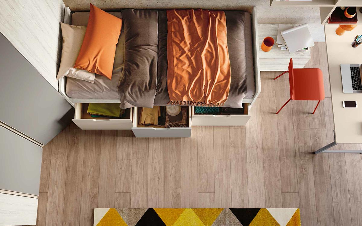 Cameretta con armadio ad angolo, finitura Bianco altea, Grigio seta e Orzo