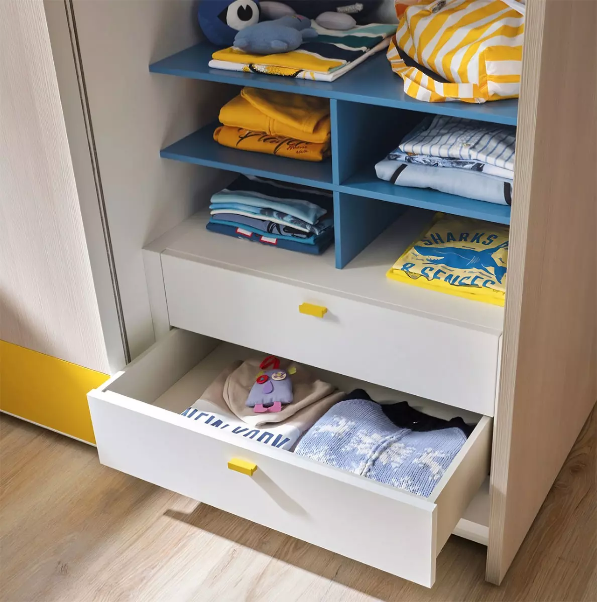 armadio scorrevole camerette colorato