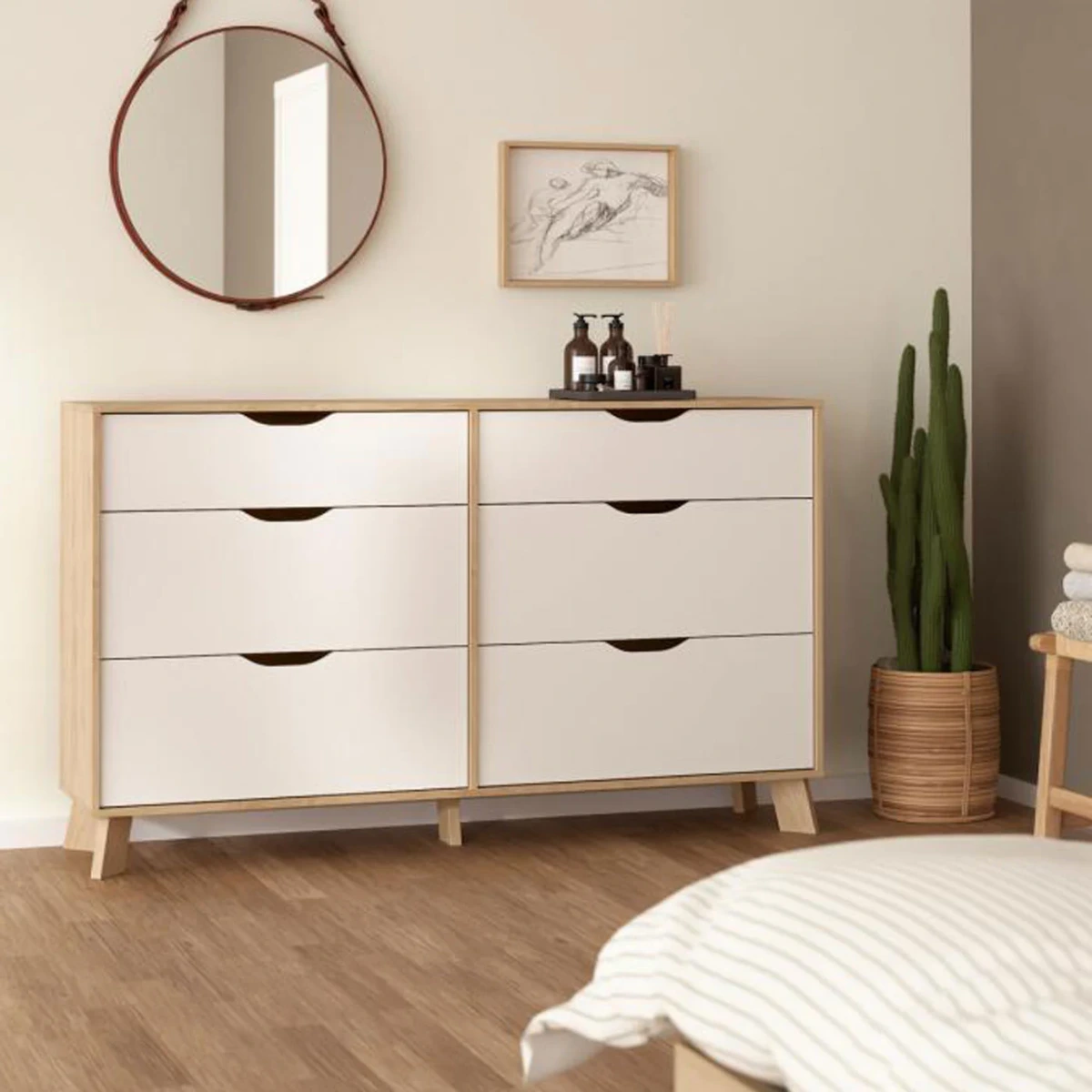 cassettiera capiente 