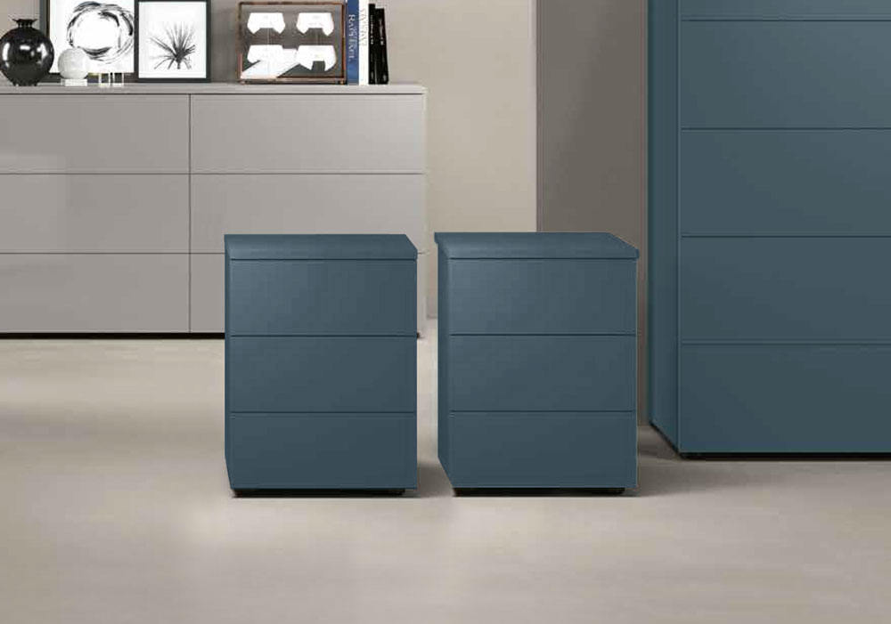 Conveniente Coppia di comodini moderni a 3 cassetti, finitura Petrolio