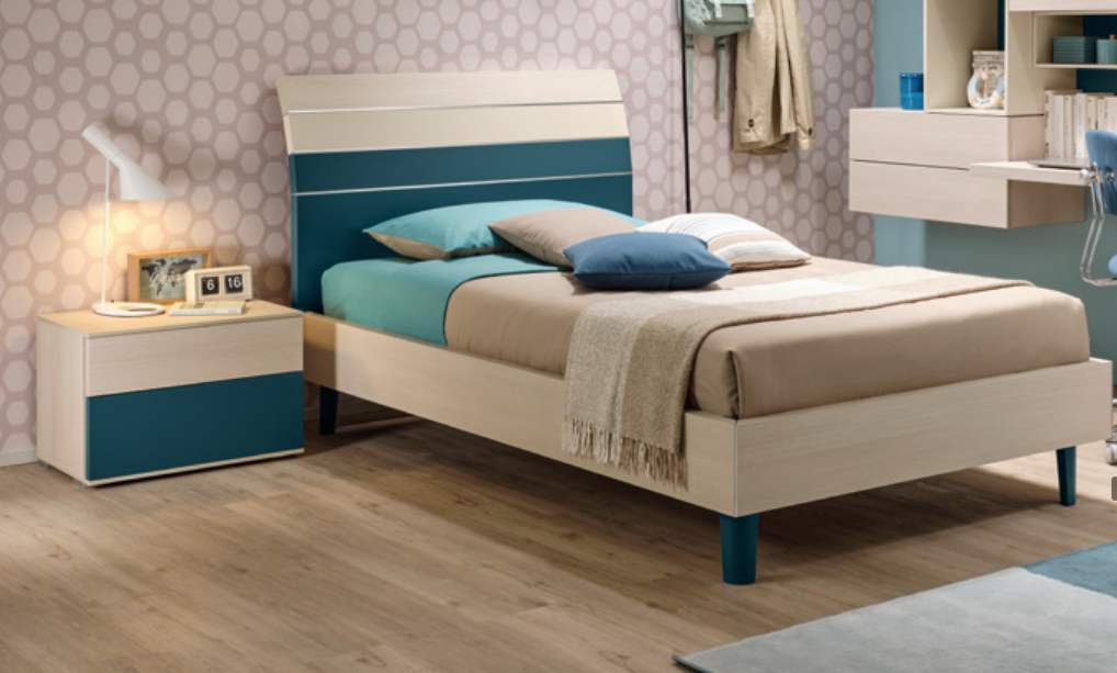 Comodino per camerette Moretti Compact, 2 cassetti in Larice e Pavone