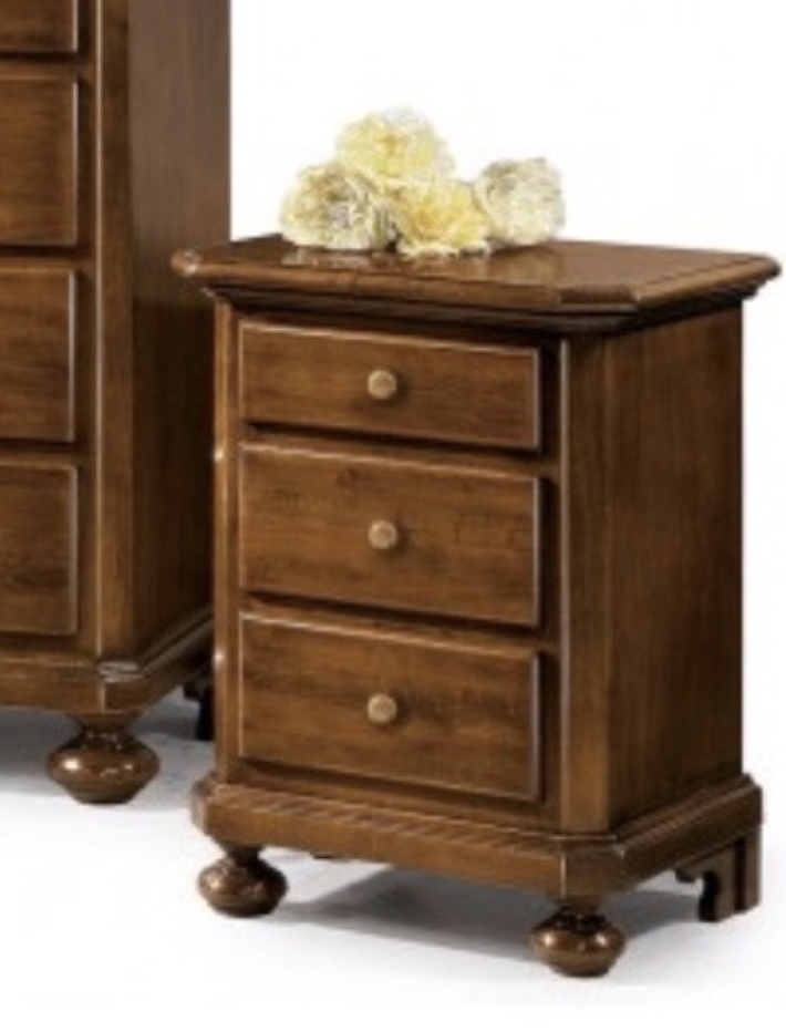 Comodino in legno, lucidato noce - 3 cassetti e piedini bombati