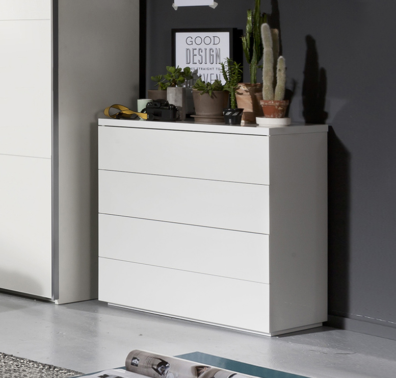 Comò moderno con 4 cassetti in finitura Bianco laccato lucido