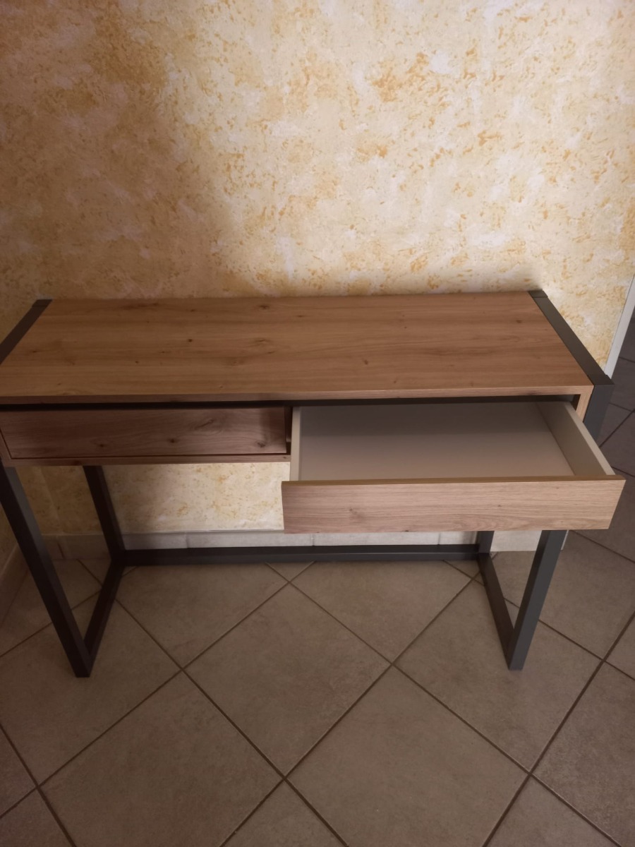 Economico e moderno Mobile da ingresso in finitura Antracite e Rovere Nodato