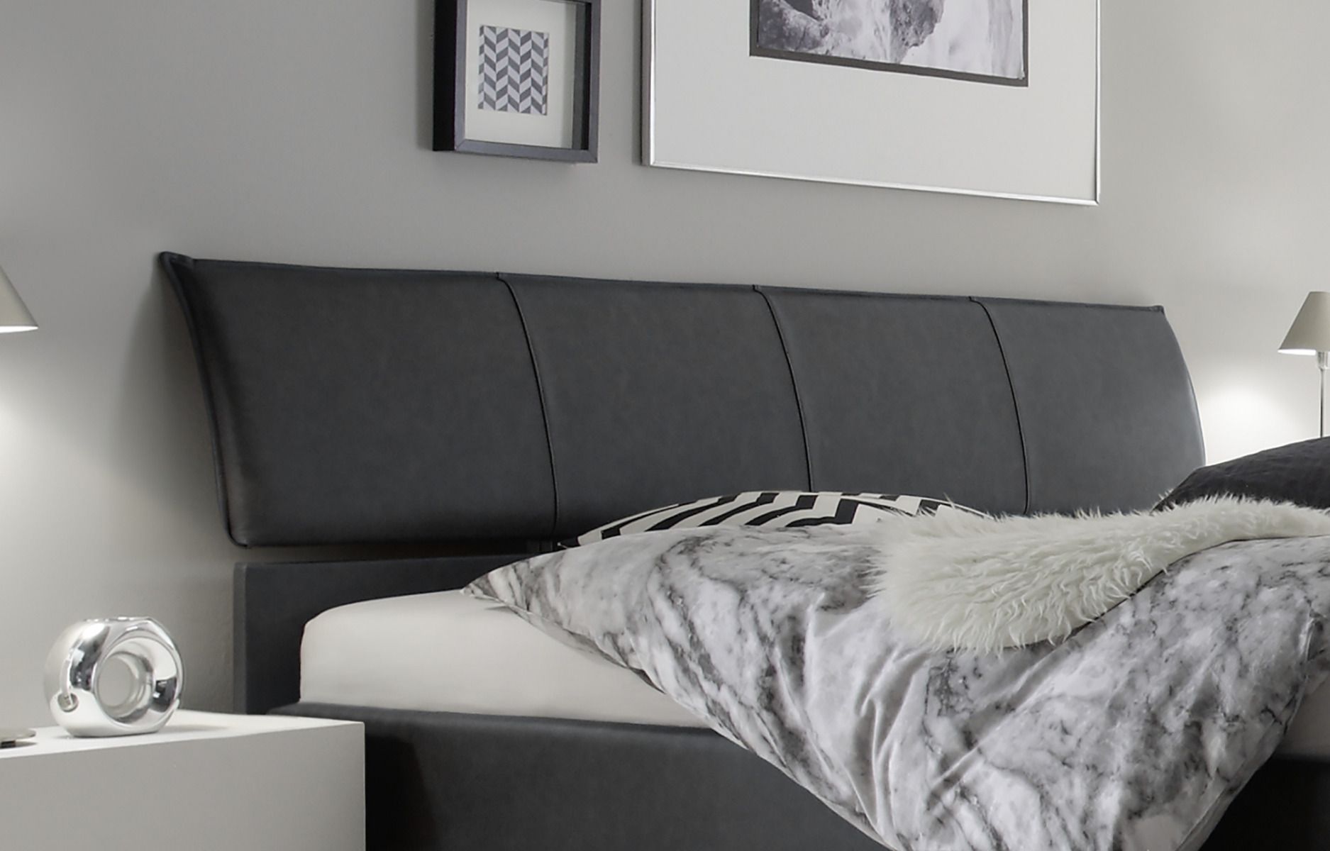 Elegante Letto imbottito Titanium in ecopelle antracite