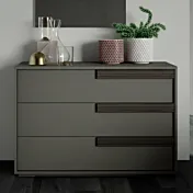 comò moderno grigio