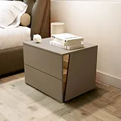 comodini fango