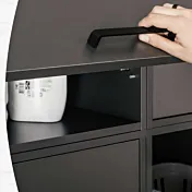 Composizione con pensili