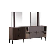 madia particolare con specchi