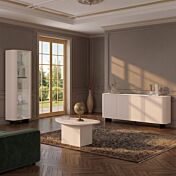 Salone completo di madia e vetrina, in finitura Cashmere e con piedini color Lava, in promozione