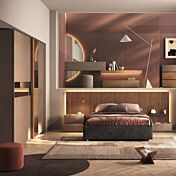 Camera matrimoniale con letto cannettato, Bronzo e Mercure