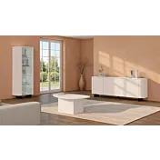 Composizione con tavolino