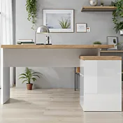 scrivania conveniente