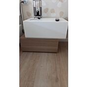 Elegante e moderno Comodino particolare con 2 cassetti  di alta qualità in finitura Frassinato bianco e Olmo