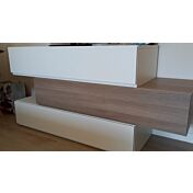 Elegante Comò particolare con 3 cassetti  di alta qualità in finitura Frassinato bianco e Olmo
