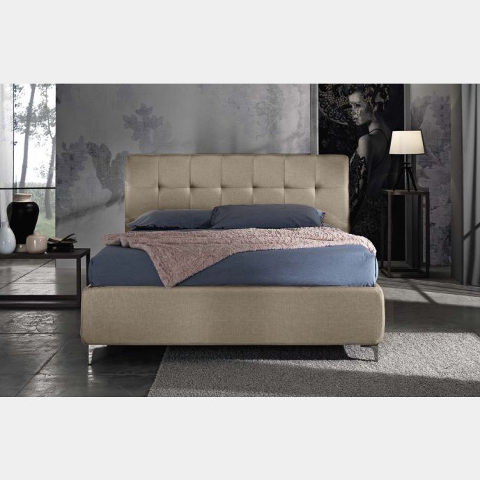 Offerta letto matrimoniale in tessuto, finitura Beige